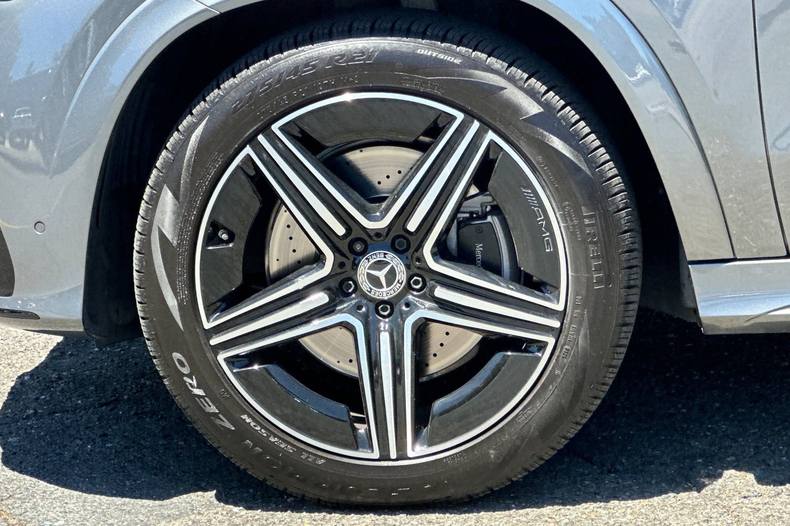 Used 2025 Mercedes-Benz GLE 450e 4MATIC image 13