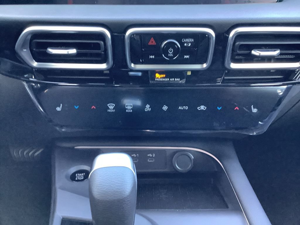 New 2026 Nissan Sentra SR w/ SR Premium Package FWD image 22