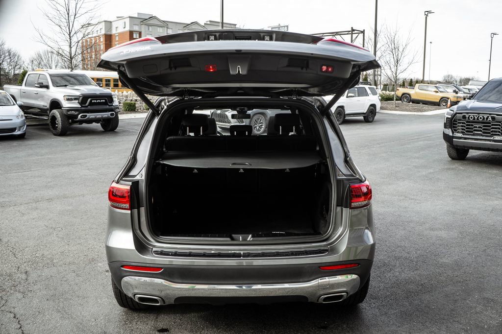 Used 2022 Mercedes-Benz GLB 250 4MATIC w/ Premium Package Lite image 28