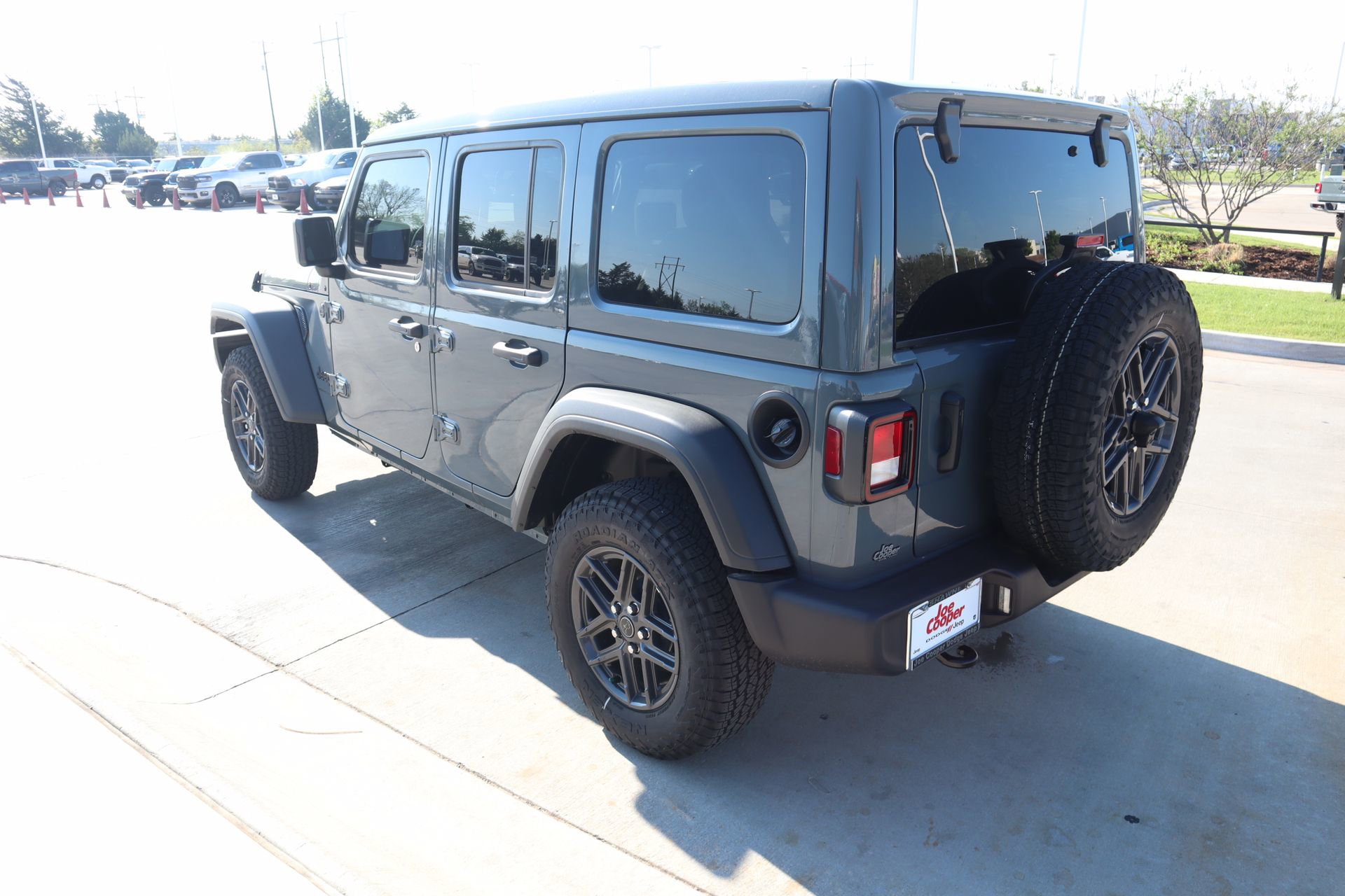 New 2025 Jeep Wrangler Sport S AWD/4WD image 22