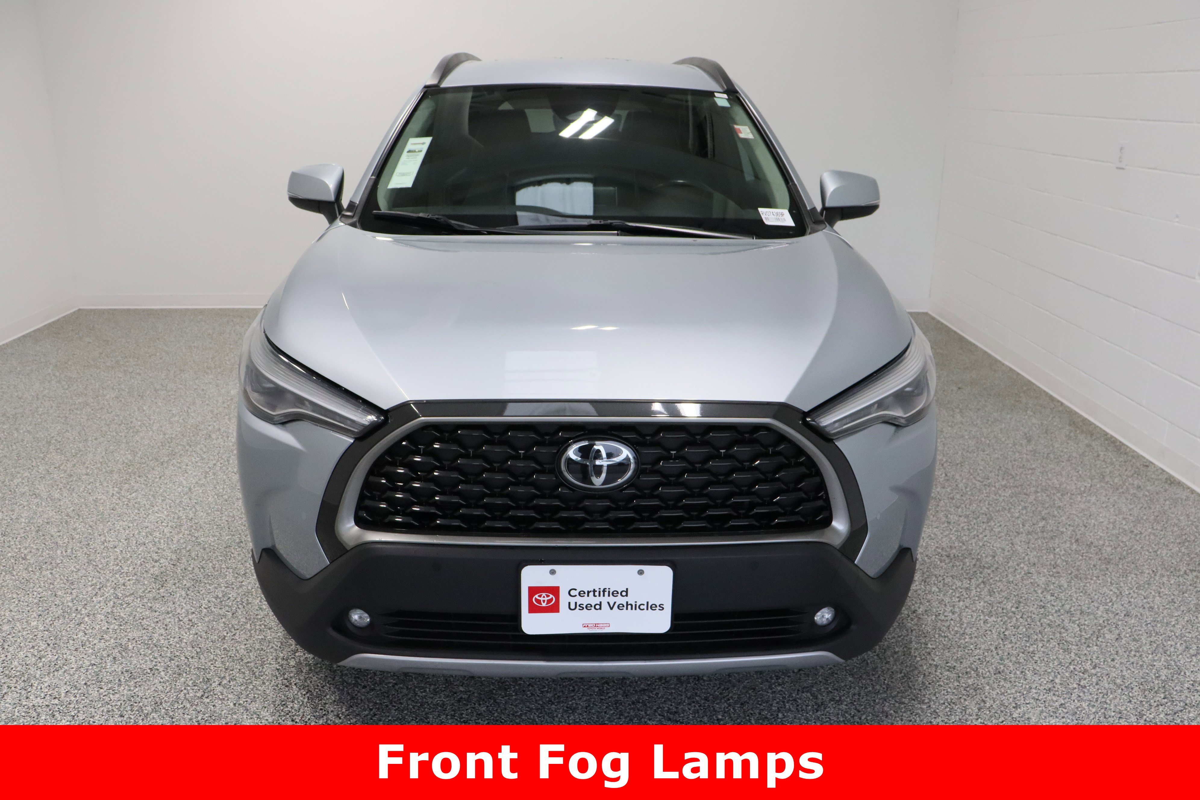 Certified 2024 Toyota Corolla Cross XLE image 3