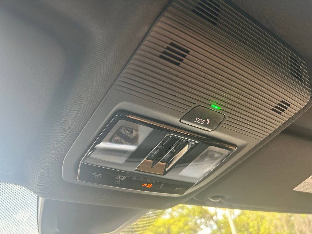 Certified 2024 Volkswagen Atlas Cross Sport SEL R-Line image 66