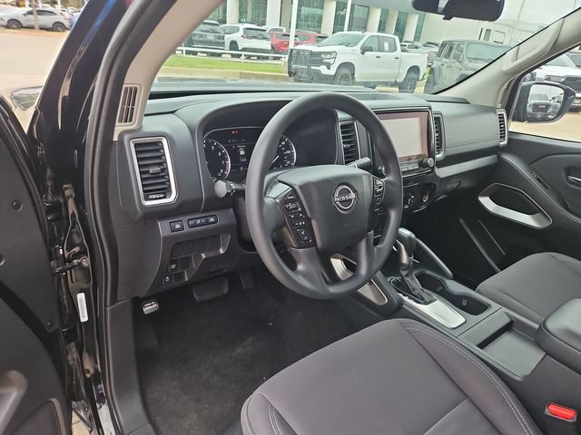 Used 2022 Nissan Frontier SV RWD image 10
