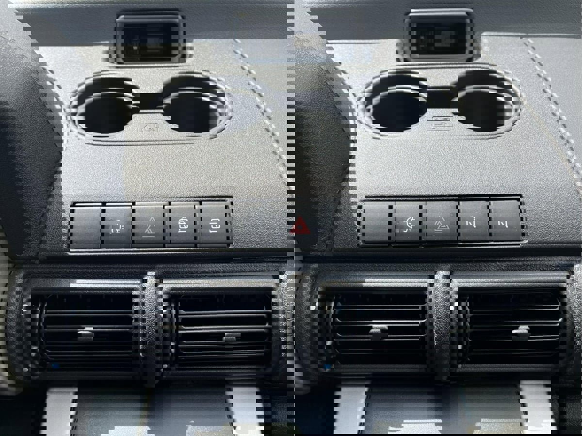 Used 2004 Land Rover Freelander SE image 35