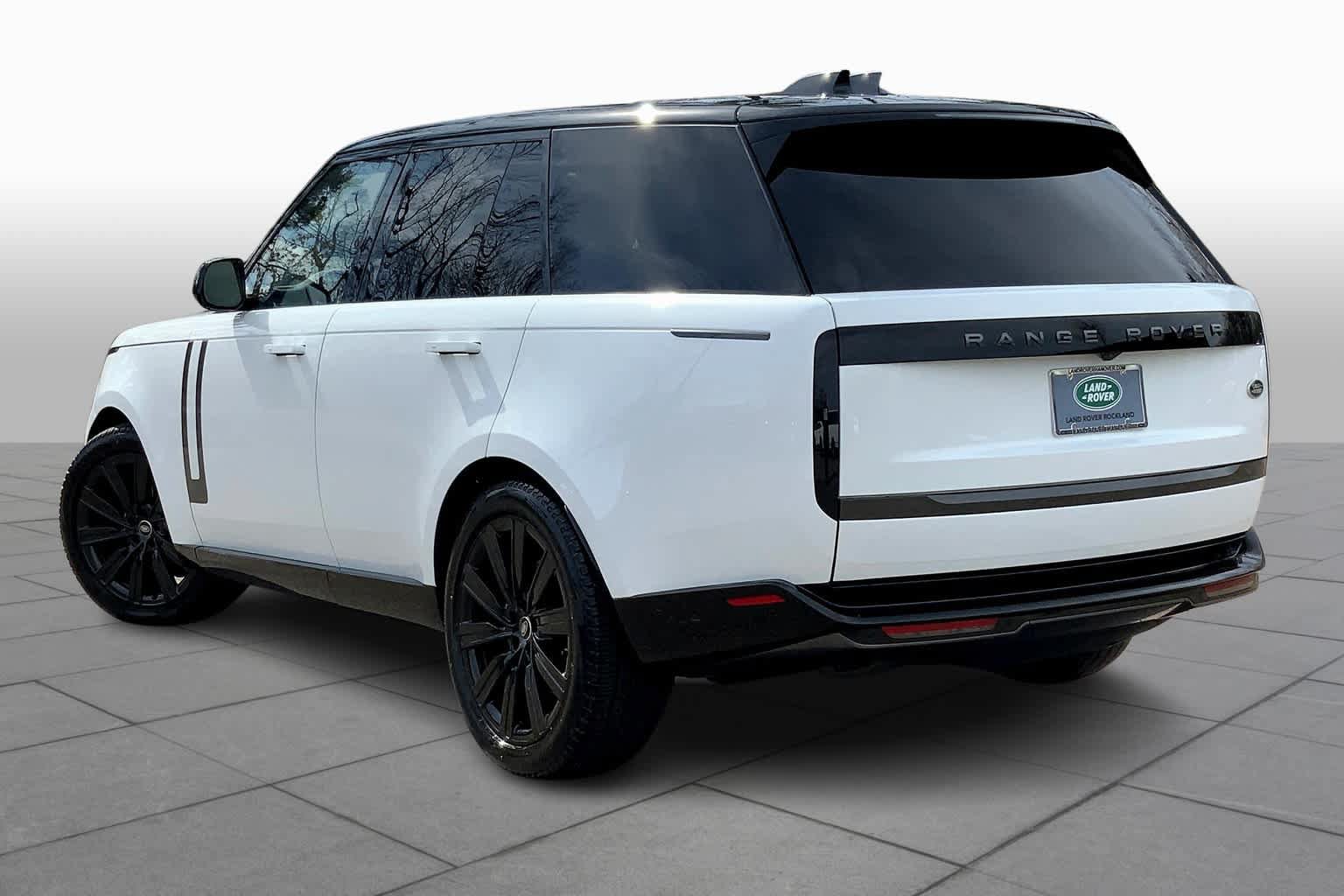 Used 2023 Land Rover Range Rover SE AWD/4WD image 11