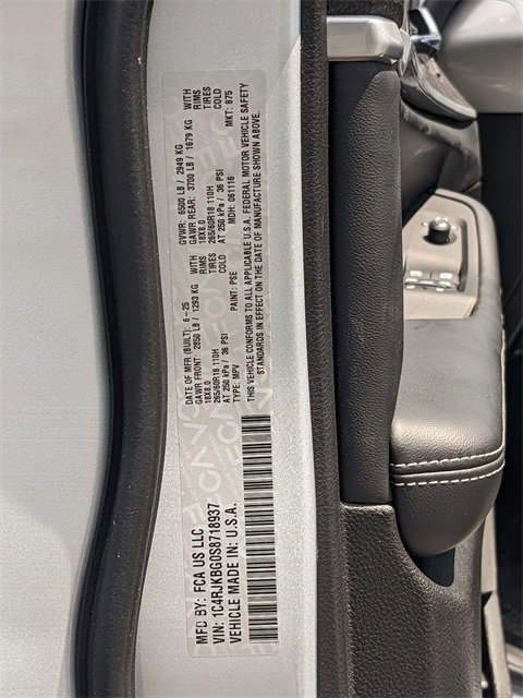 New 2025 Jeep Grand Cherokee L Limited image 27