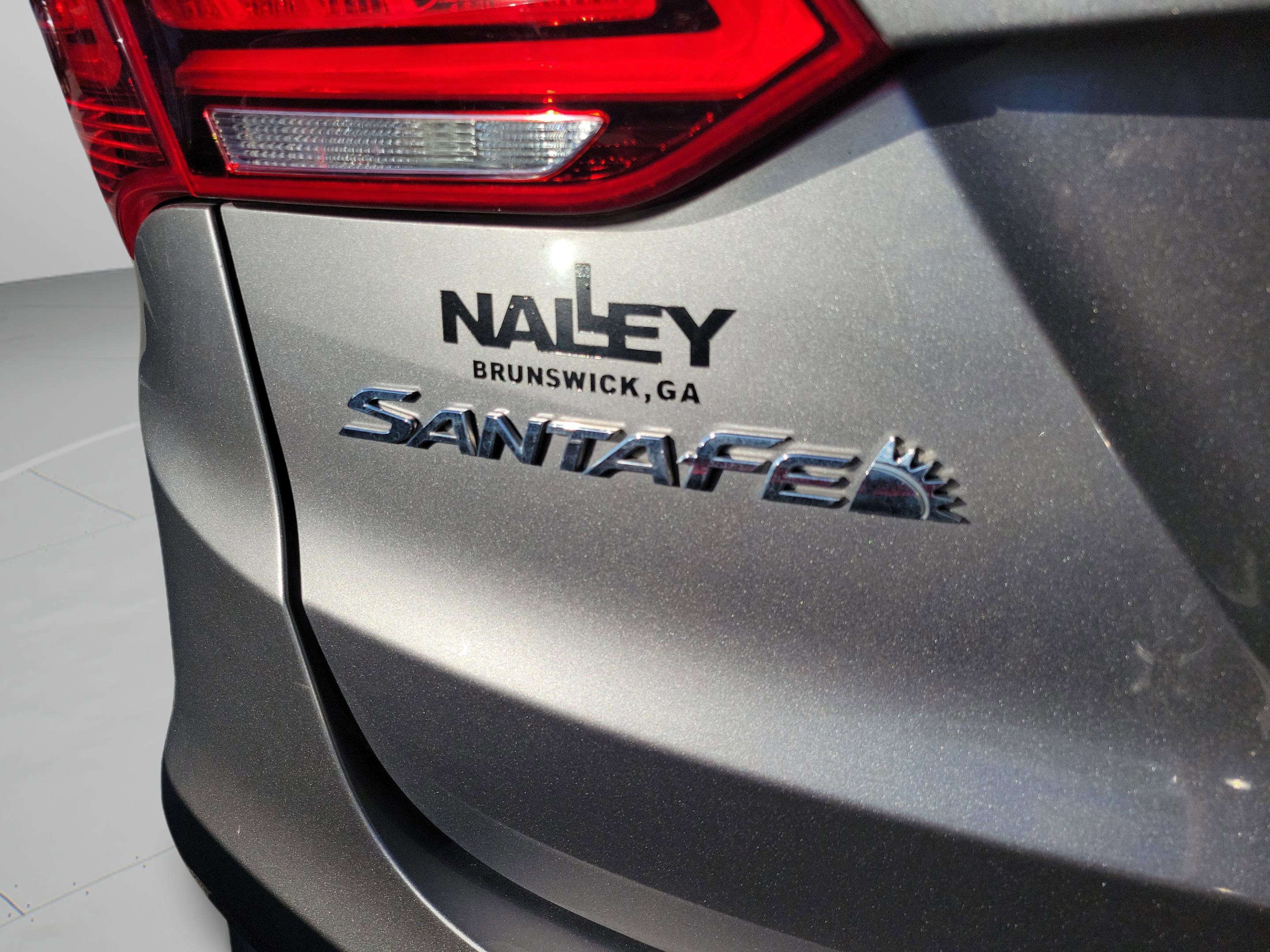 Used 2018 Hyundai Santa Fe Sport FWD image 21