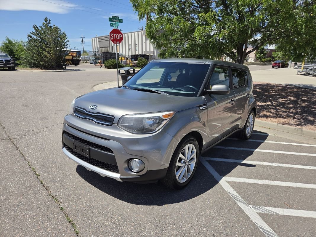 Used 2017 Kia Soul + FWD image 3