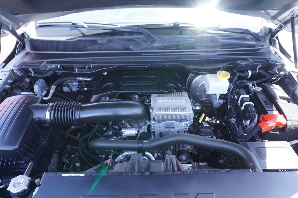 Used 2024 RAM 1500 Limited AWD/4WD image 7