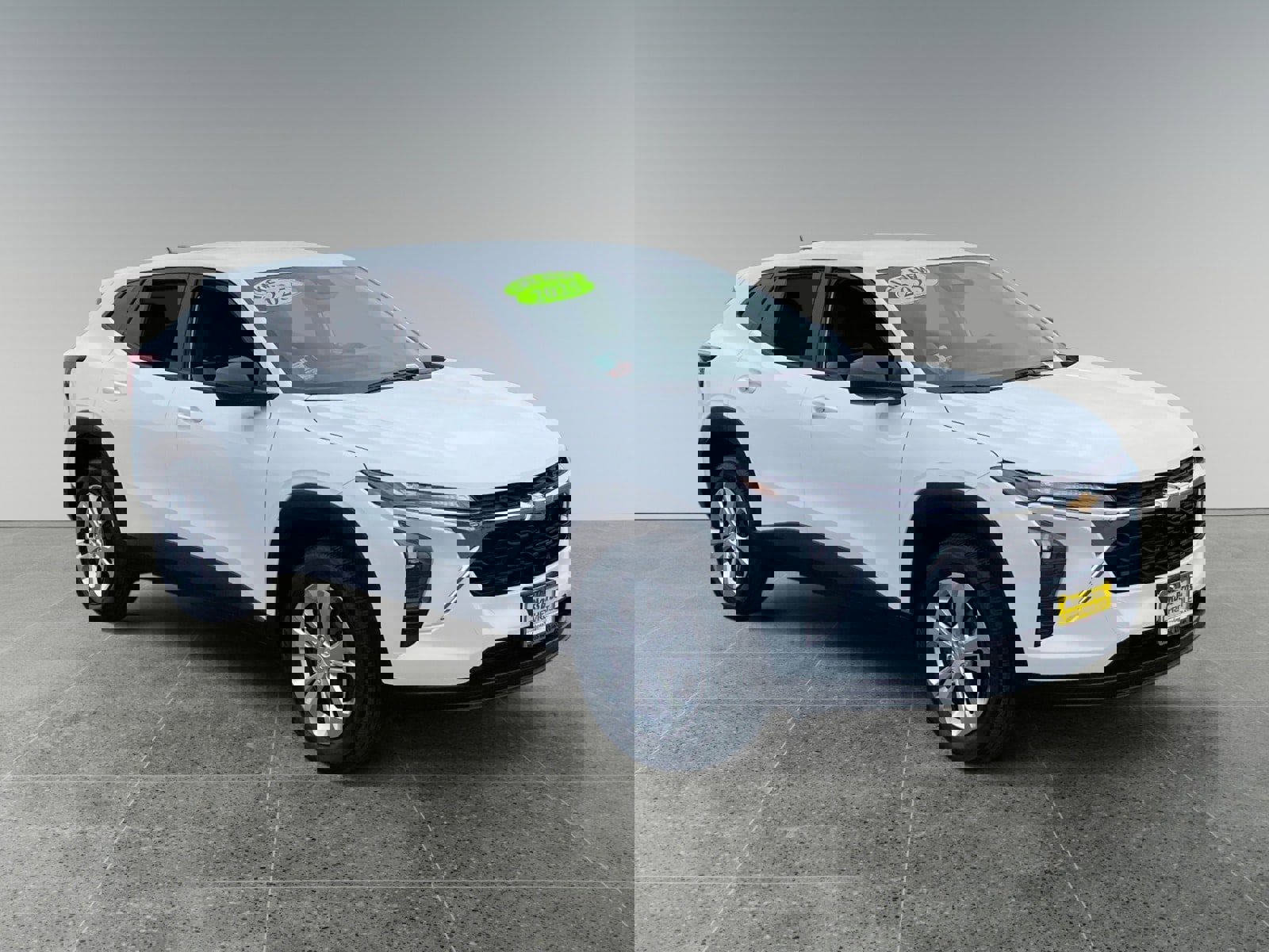 Used 2025 Chevrolet Trax LS image 7