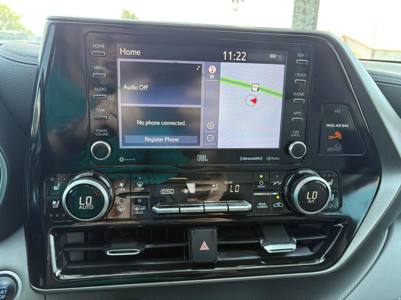 Used 2021 Toyota Highlander Limited FWD image 31