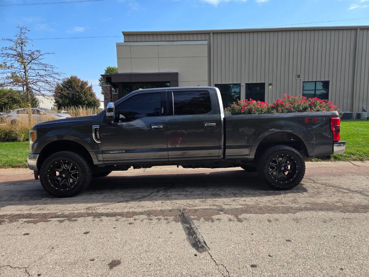 Used 2019 Ford F250 Lariat w/ Lariat Ultimate Package image 9