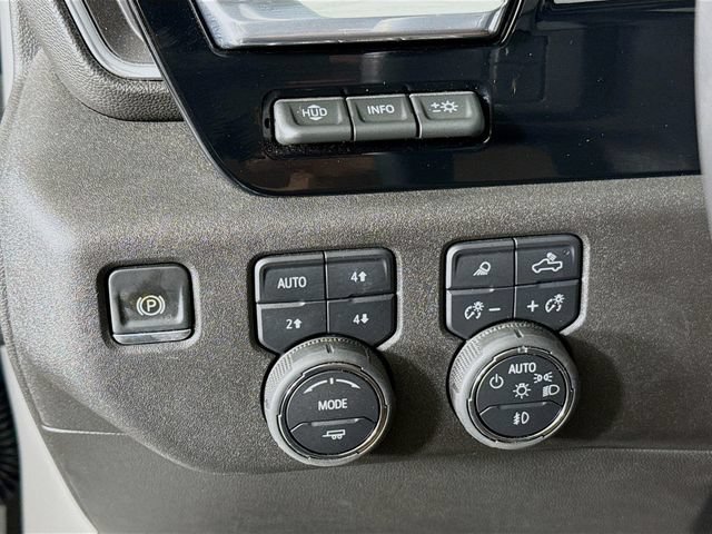 Used 2025 Chevrolet Silverado 1500 High Country w/ High Country Premium Package AWD/4WD image 11