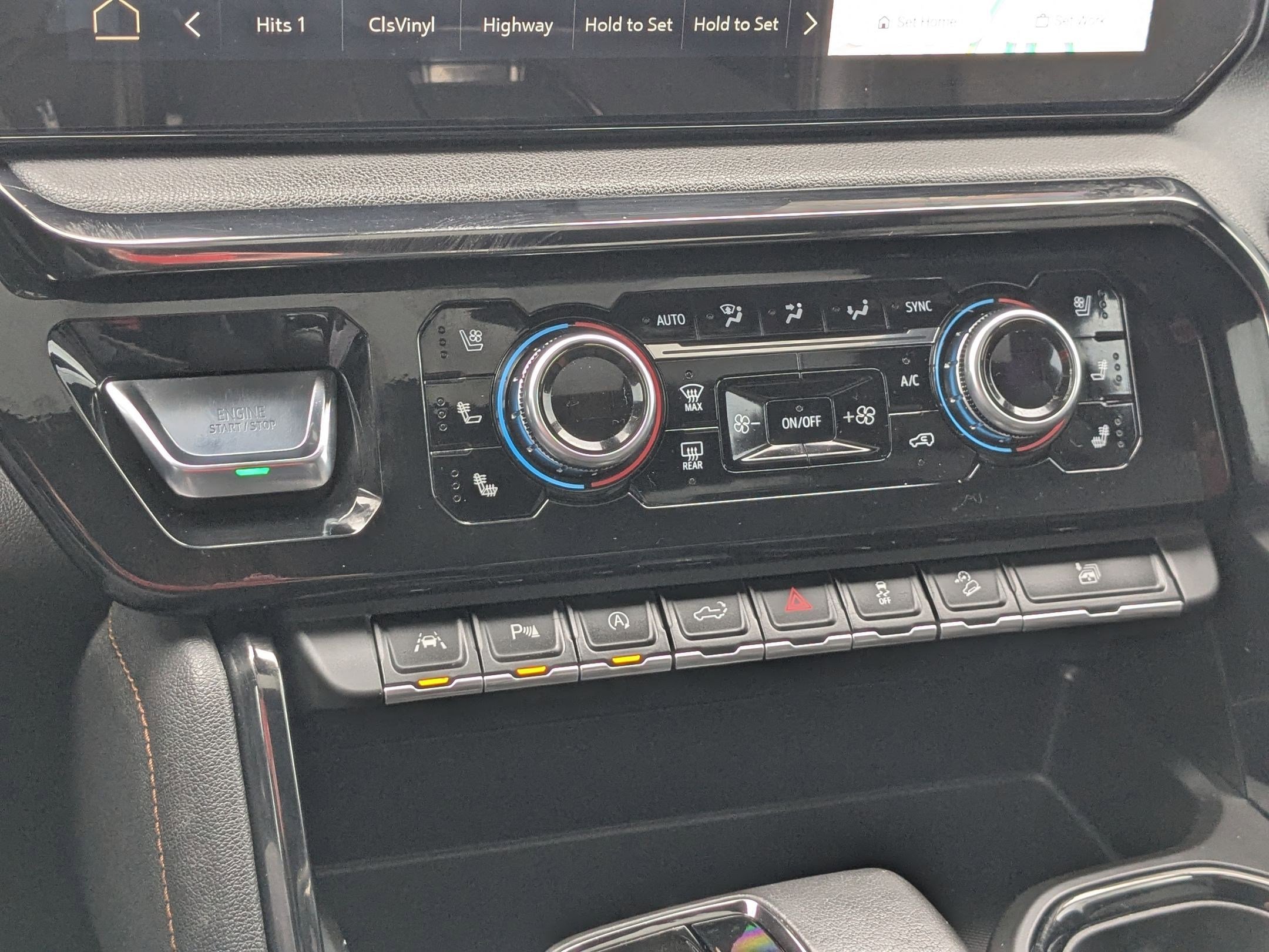 Certified 2022 GMC Sierra 1500 AT4 w/ AT4 Premium Package image 22