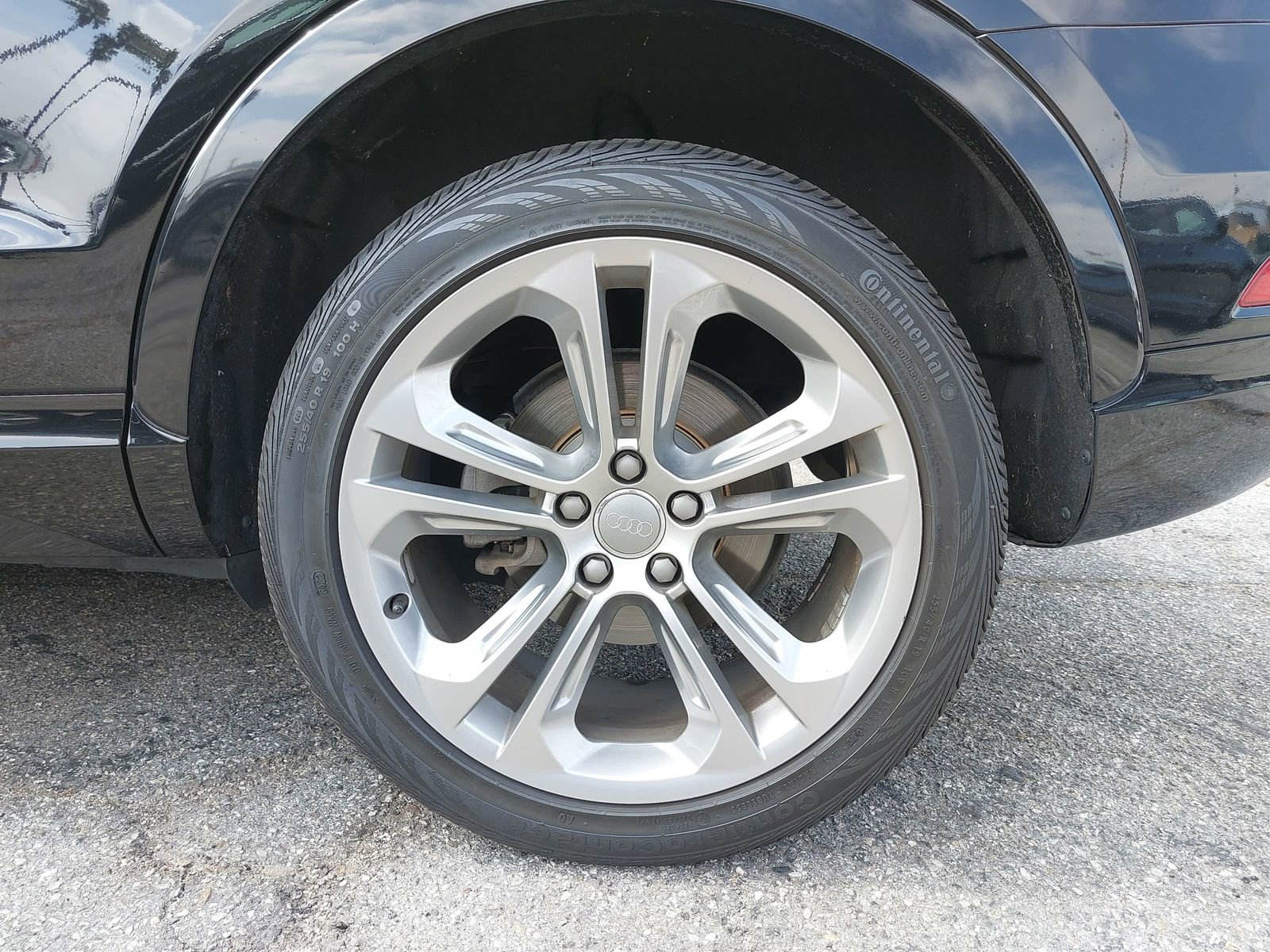 Used 2018 Audi Q3 2.0T Premium Plus w/ Premium Plus Package AWD/4WD image 7