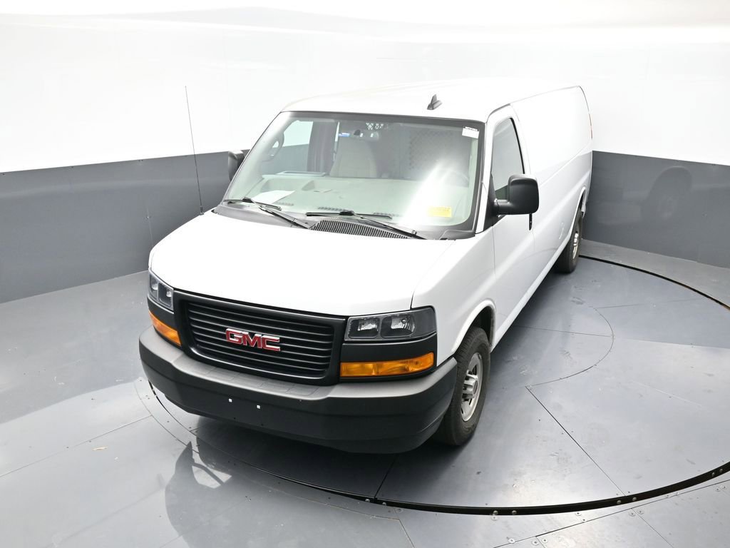 Used 2023 GMC Savana 2500 Extended w/ Enhanced Convenience Package image 57