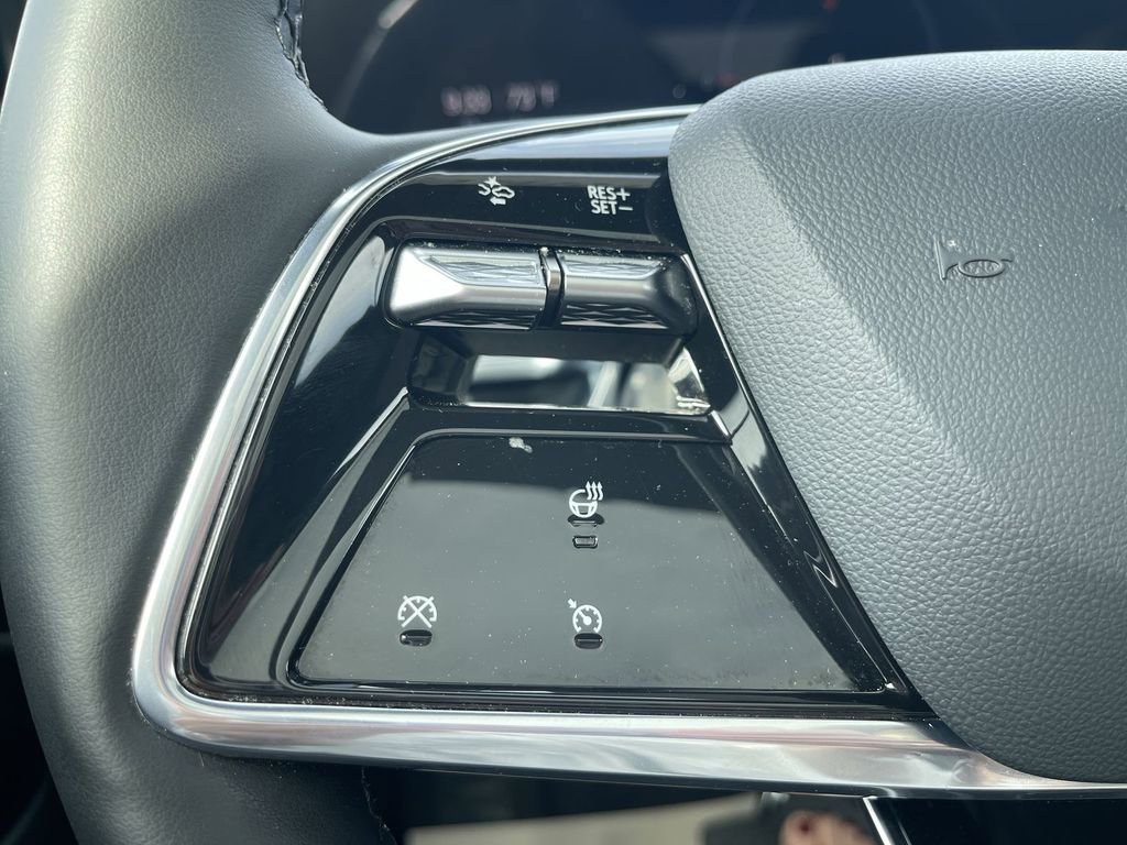 Certified 2024 Cadillac Lyriq Sport AWD/4WD image 20