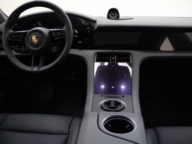 New 2024 Porsche Taycan 4S image 17