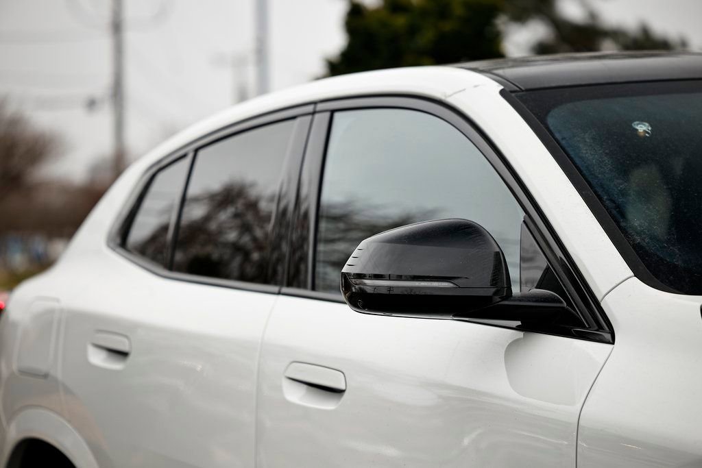 New 2026 BMW X2 xDrive28i w/ Technology Package image 3