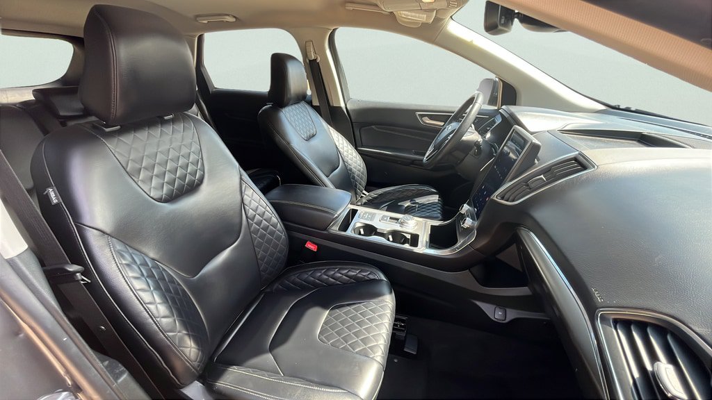 Used 2024 Ford Edge Titanium AWD/4WD image 19
