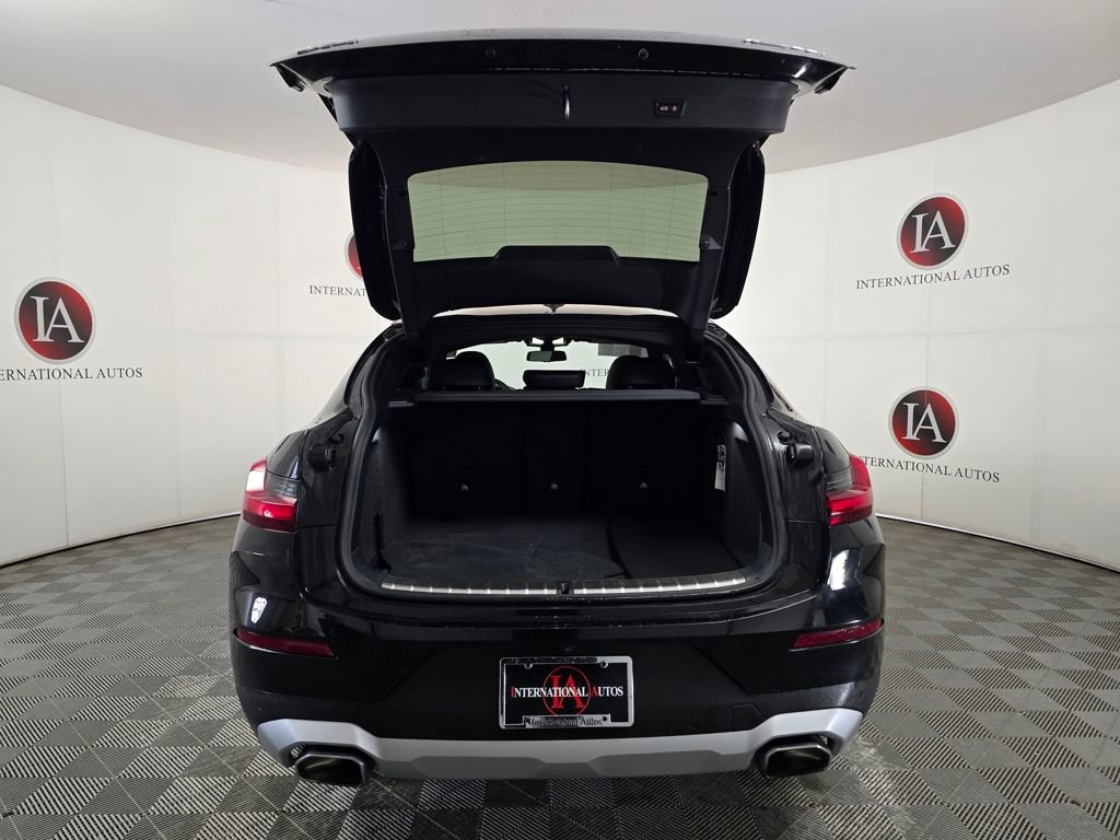 Certified 2023 BMW X4 xDrive30i w/ Premium Package image 10