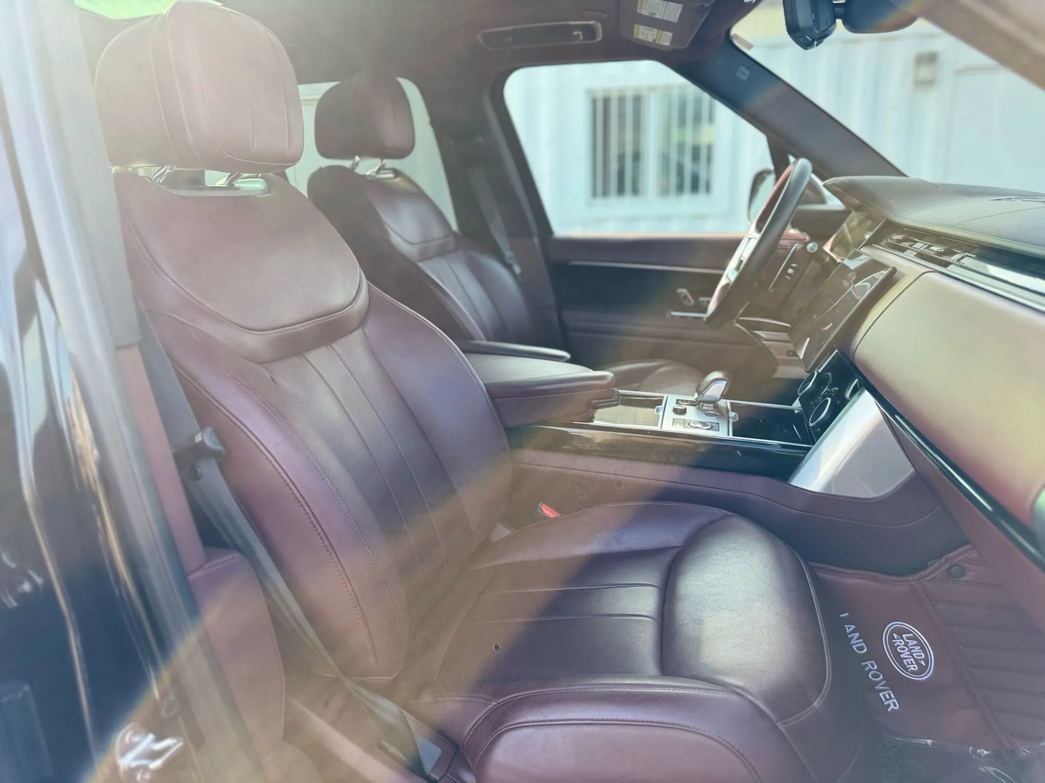 Used 2023 Land Rover Range Rover SE image 29