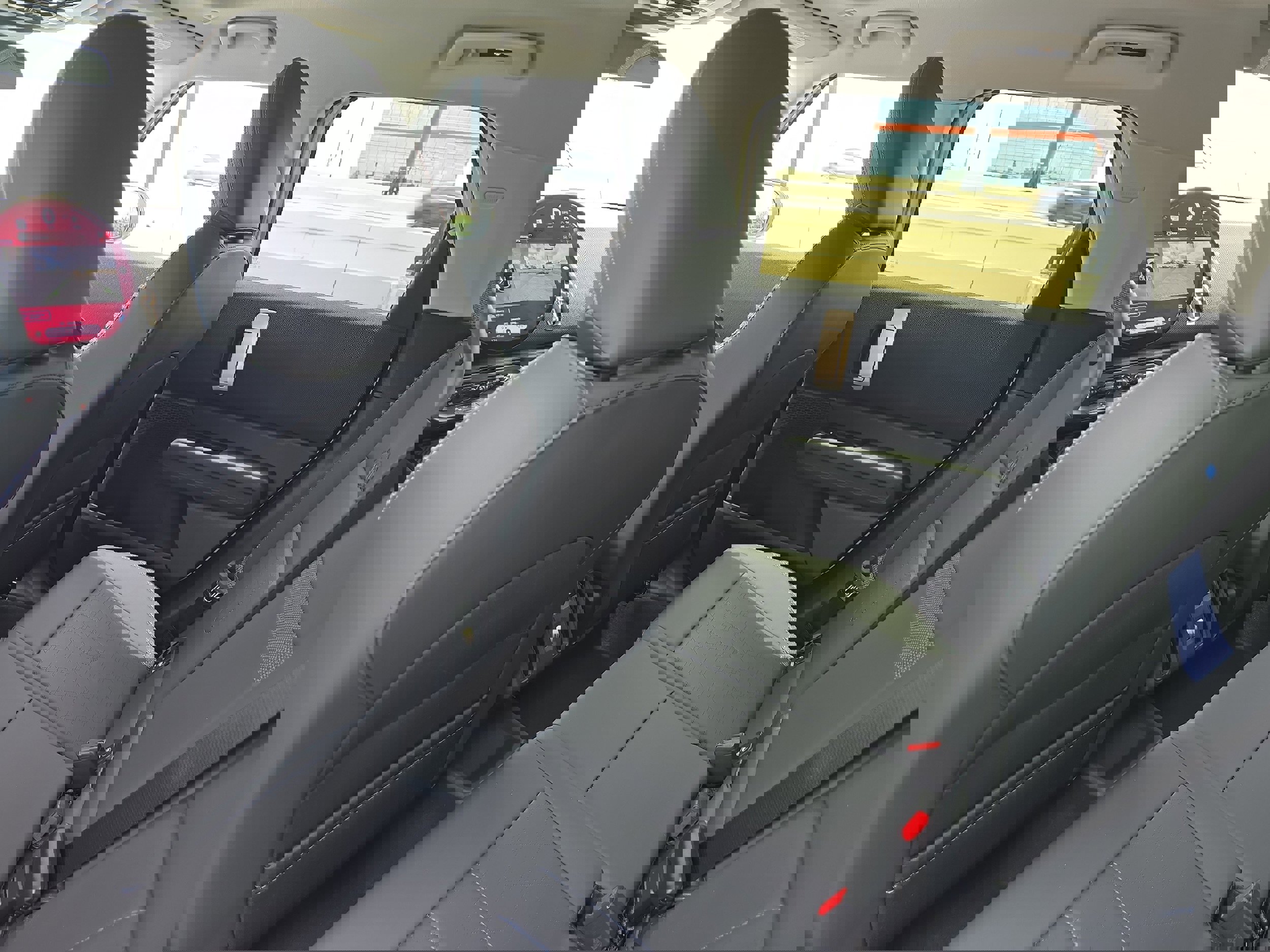 Used 2025 MINI Cooper Countryman S w/ Comfort Package Max image 13