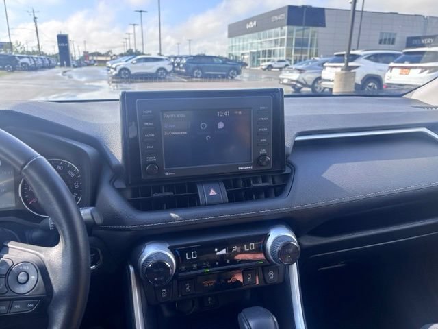 Used 2022 Toyota RAV4 XLE w/ XLE Grade Weather Package AWD/4WD image 24