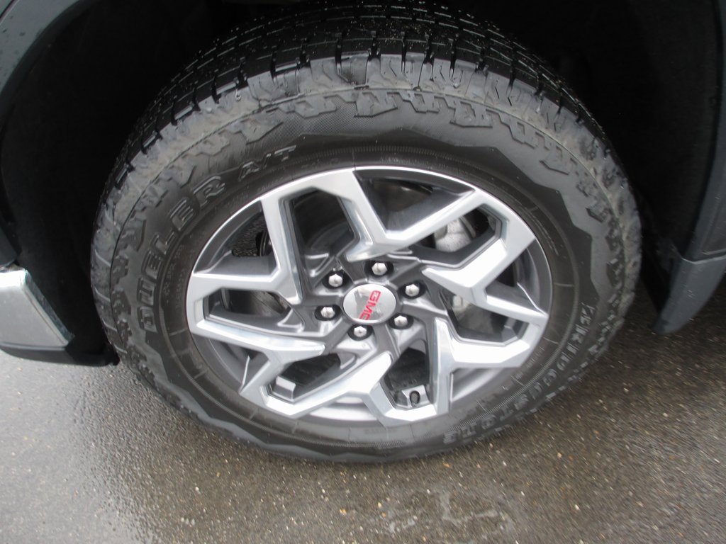 Used 2024 GMC Sierra 1500 SLT image 14