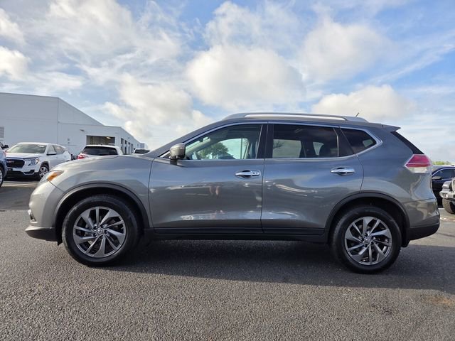 Used 2016 Nissan Rogue SL w/ SL Premium Package image 3