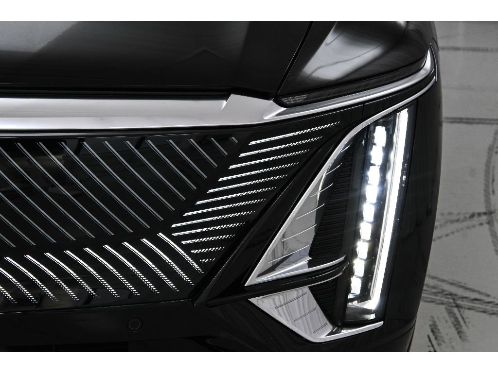 Used 2024 Cadillac Lyriq Luxury RWD image 24