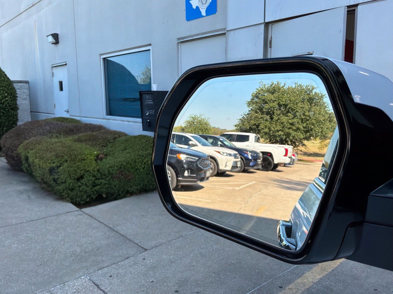 Used 2023 Toyota Tundra Limited RWD image 21
