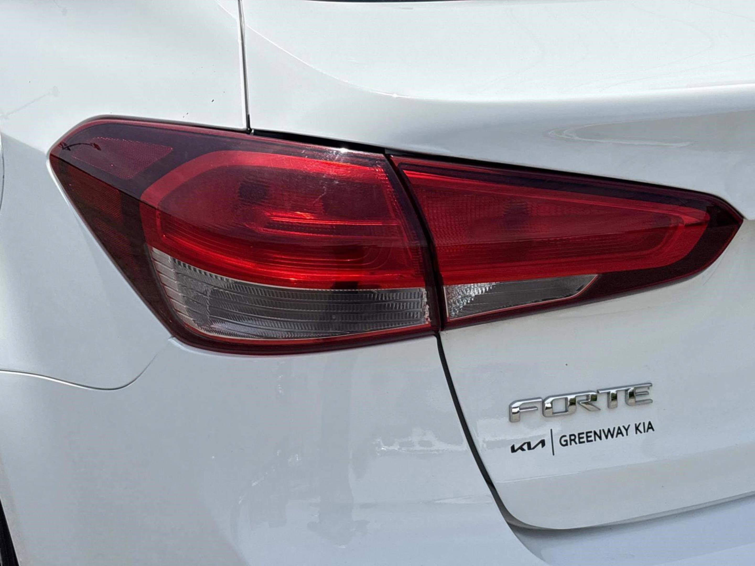 Used 2017 Kia Forte LX FWD image 33