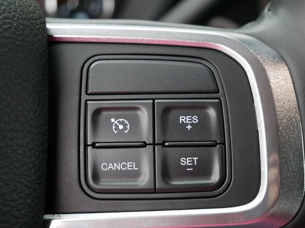Used 2022 RAM 2500 Laramie AWD/4WD image 18