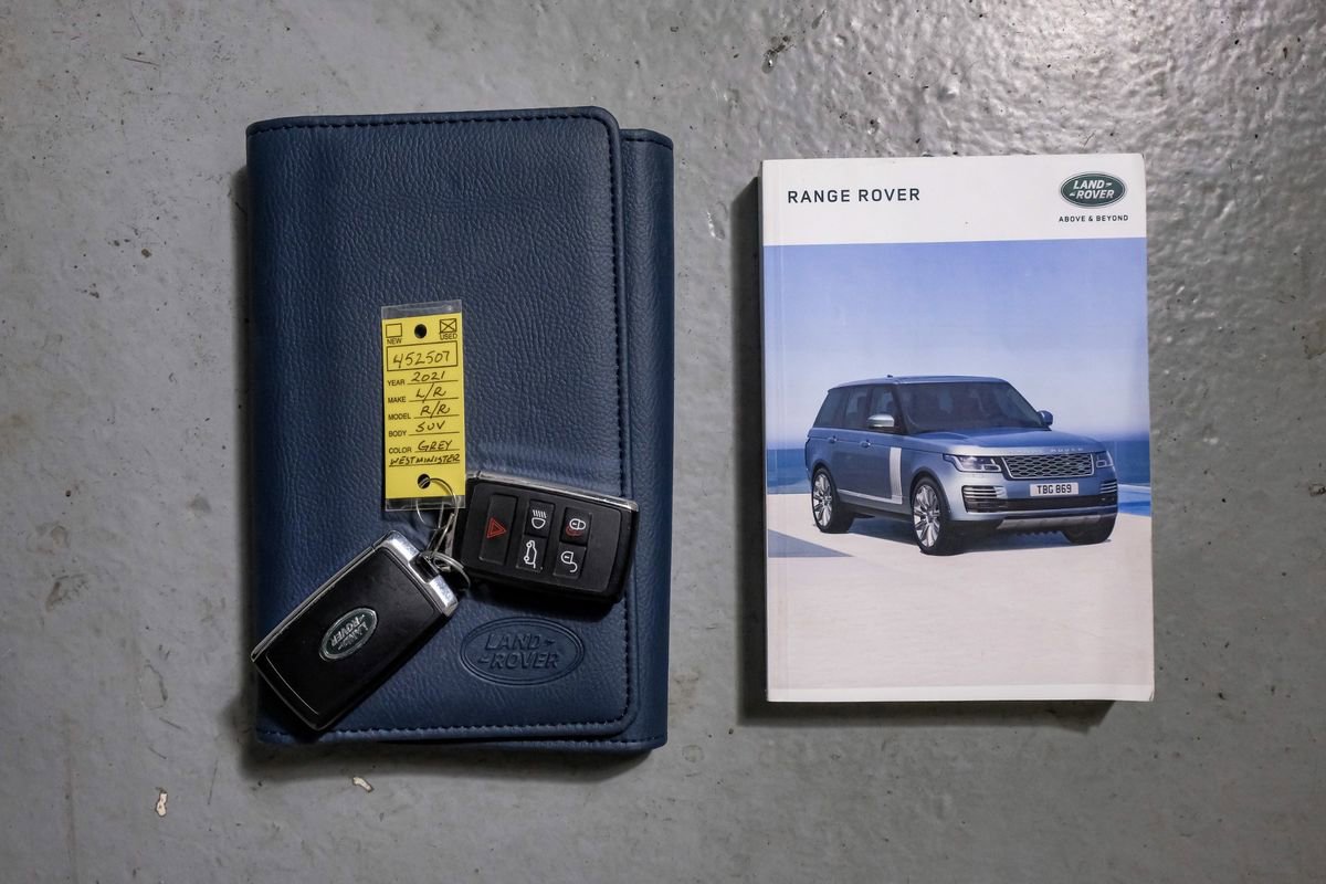 Used 2021 Land Rover Range Rover P525 Westminster Edition image 55