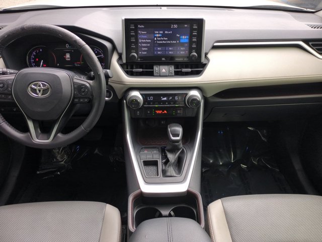 Used 2019 Toyota RAV4 Limited FWD image 14