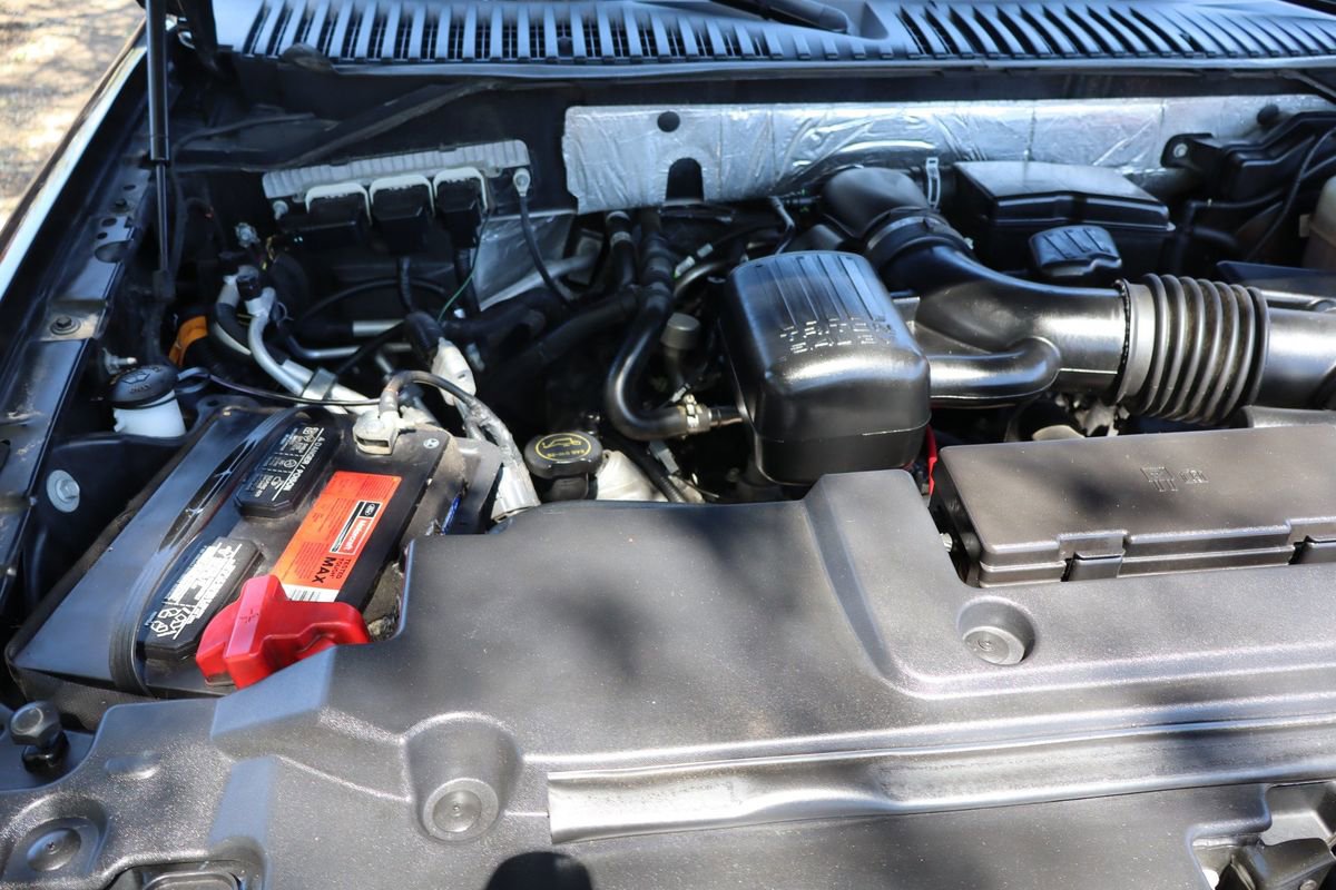 Used 2014 Ford Expedition XLT AWD/4WD image 38