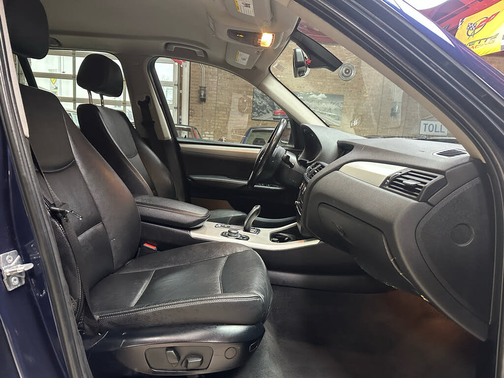 Used 2011 BMW X3 xDrive28i AWD/4WD image 23