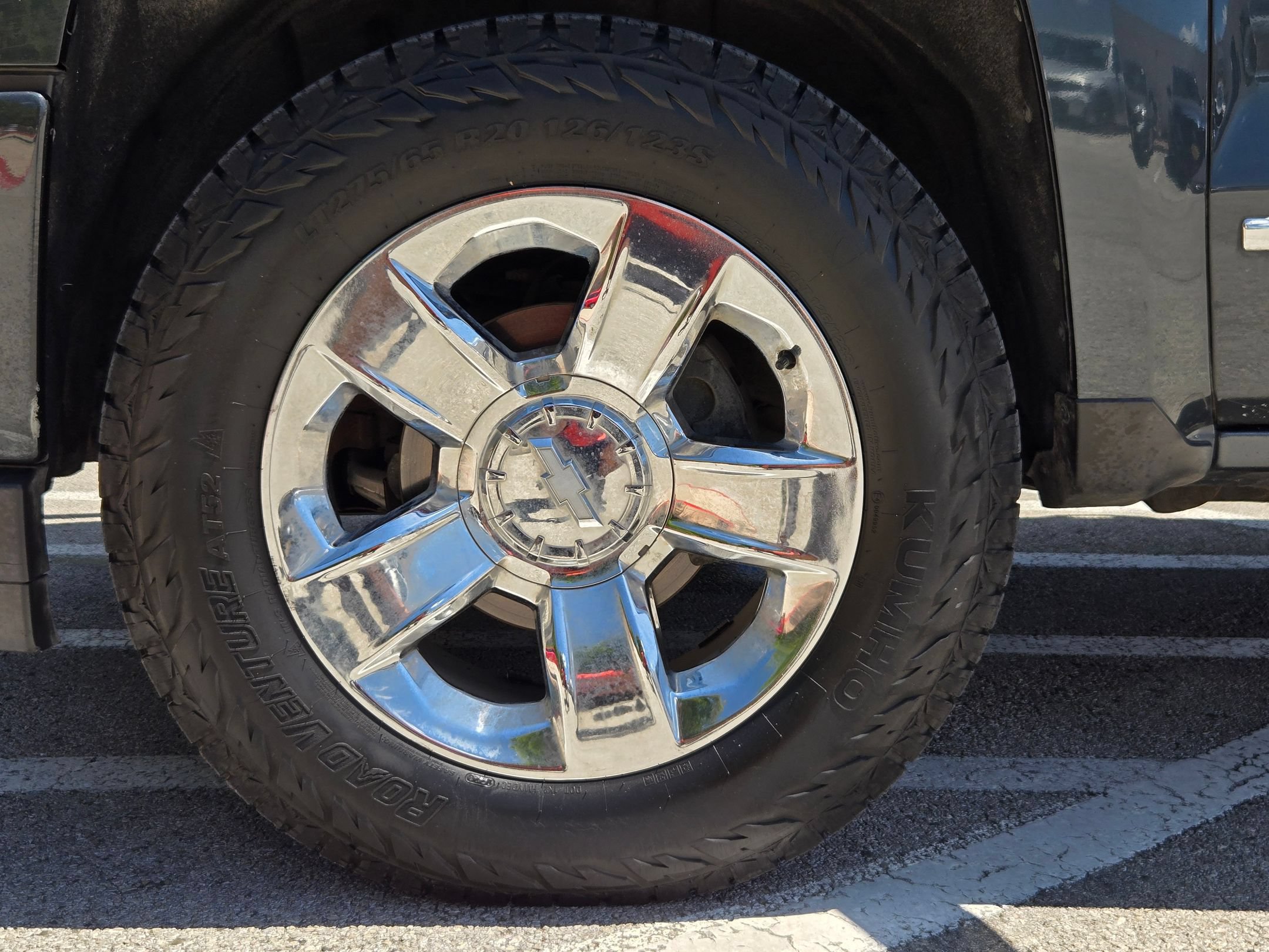 Used 2018 Chevrolet Silverado 1500 LTZ Z71 w/ LTZ Plus Package AWD/4WD image 31