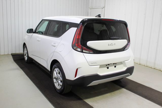 Used 2024 Kia Soul LX w/ Option Group 015 image 4