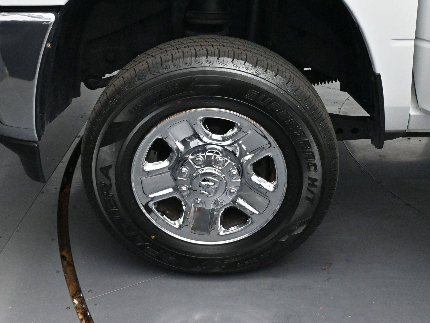 Used 2021 RAM 2500 Big Horn image 30