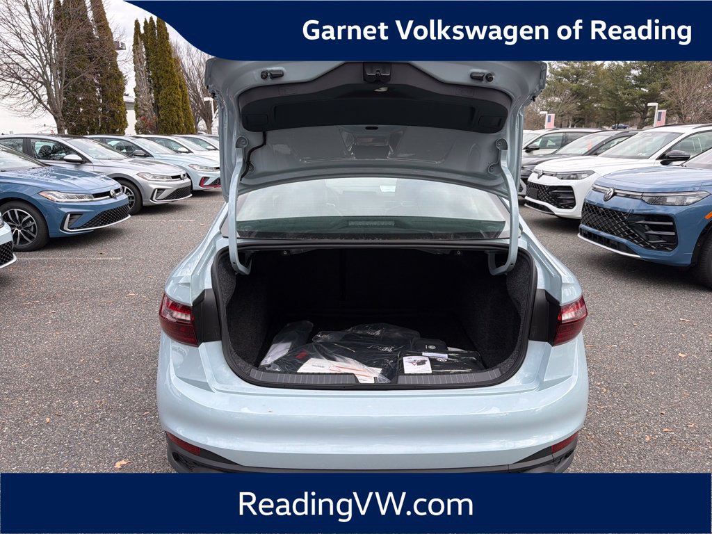 New 2026 Volkswagen Jetta GLI Autobahn FWD image 16