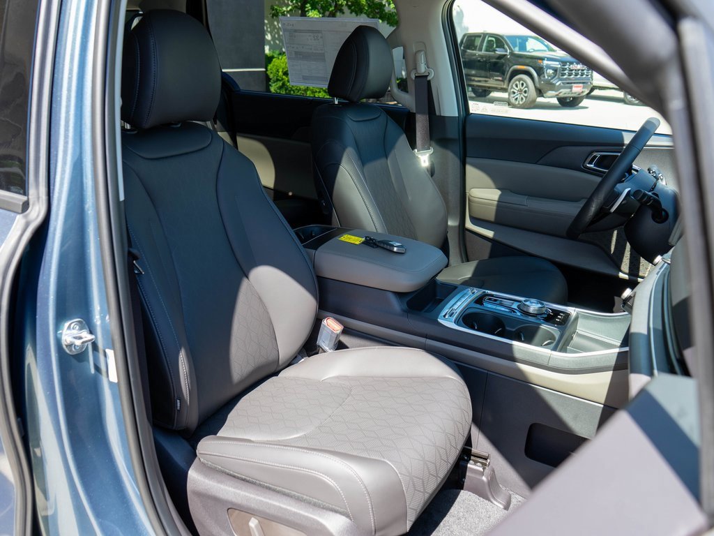 New 2026 Kia Carnival SX image 9