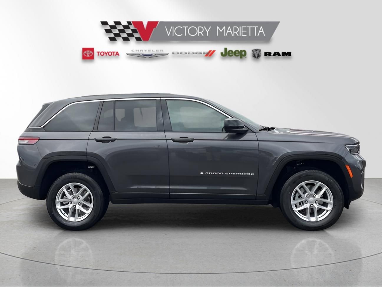 New 2025 Jeep Grand Cherokee 4WD image 6