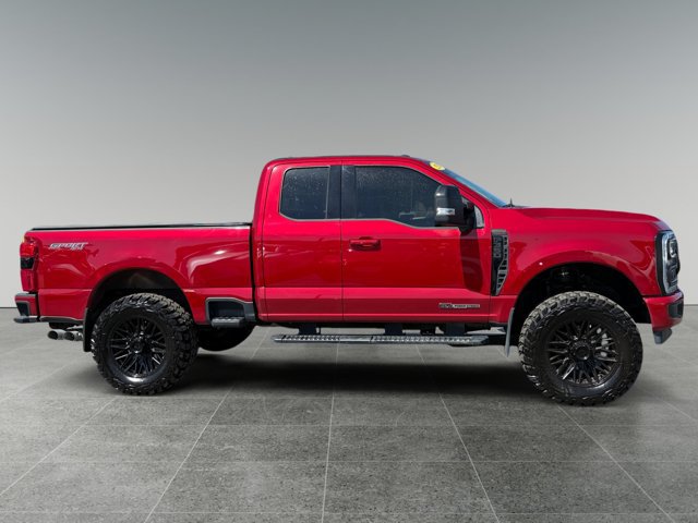 Used 2024 Ford F350 XLT w/ XLT Premium Package AWD/4WD image 3