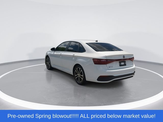 Used 2025 Volkswagen Jetta Sport FWD image 6