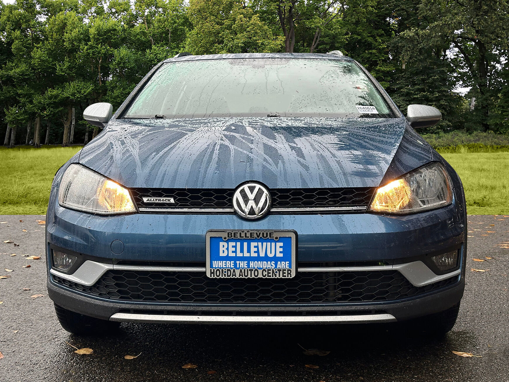 Used 2017 Volkswagen Golf Alltrack SE image 2