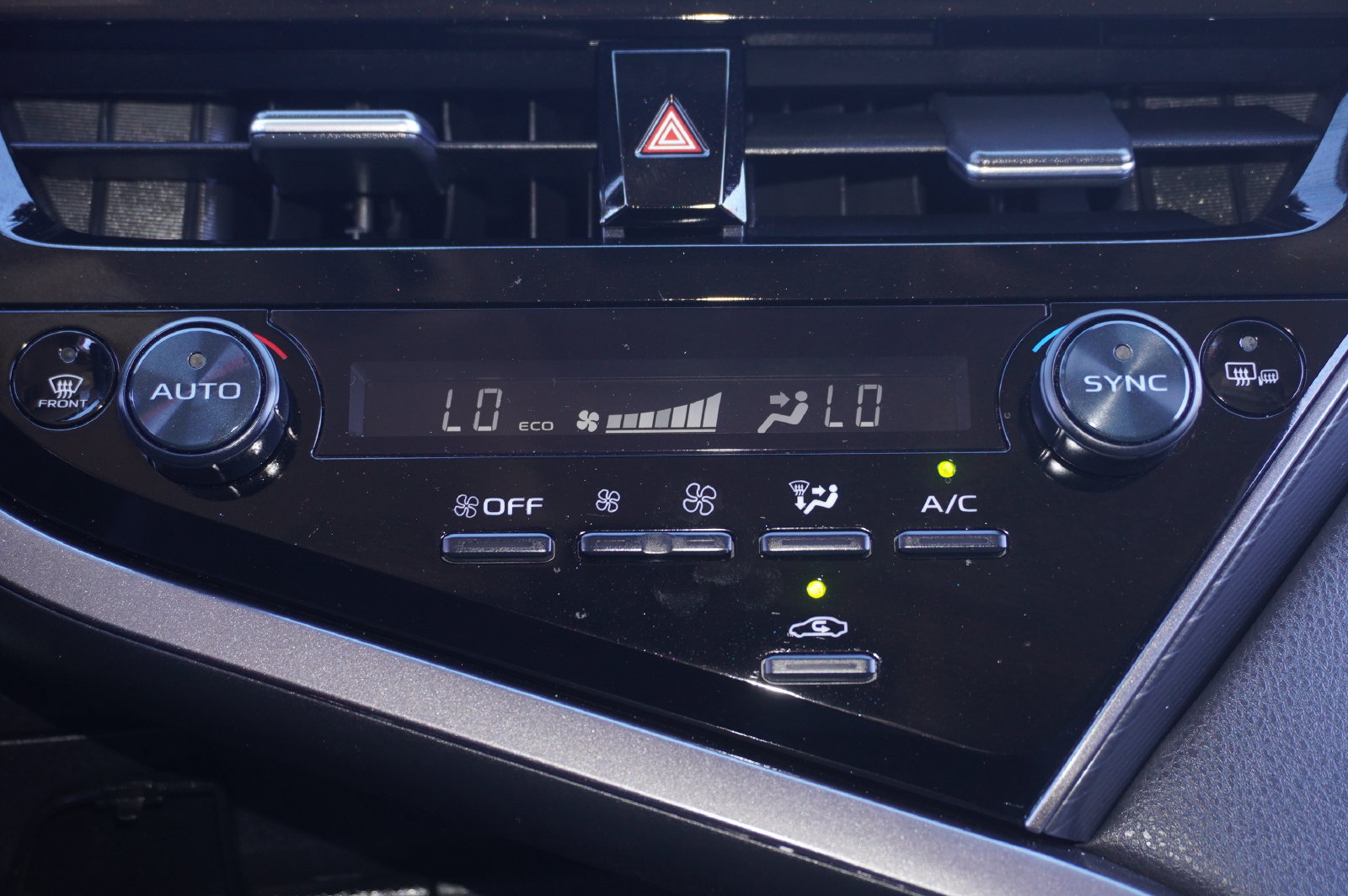 Certified 2024 Toyota Camry SE FWD image 17