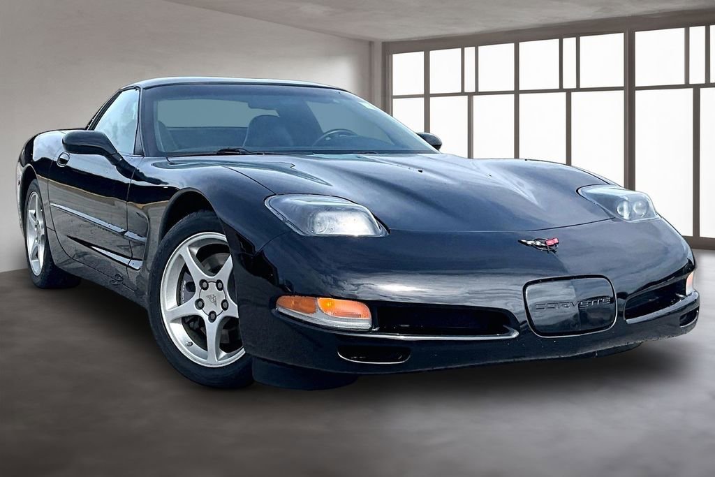 Used 2002 Chevrolet Corvette Base image 3