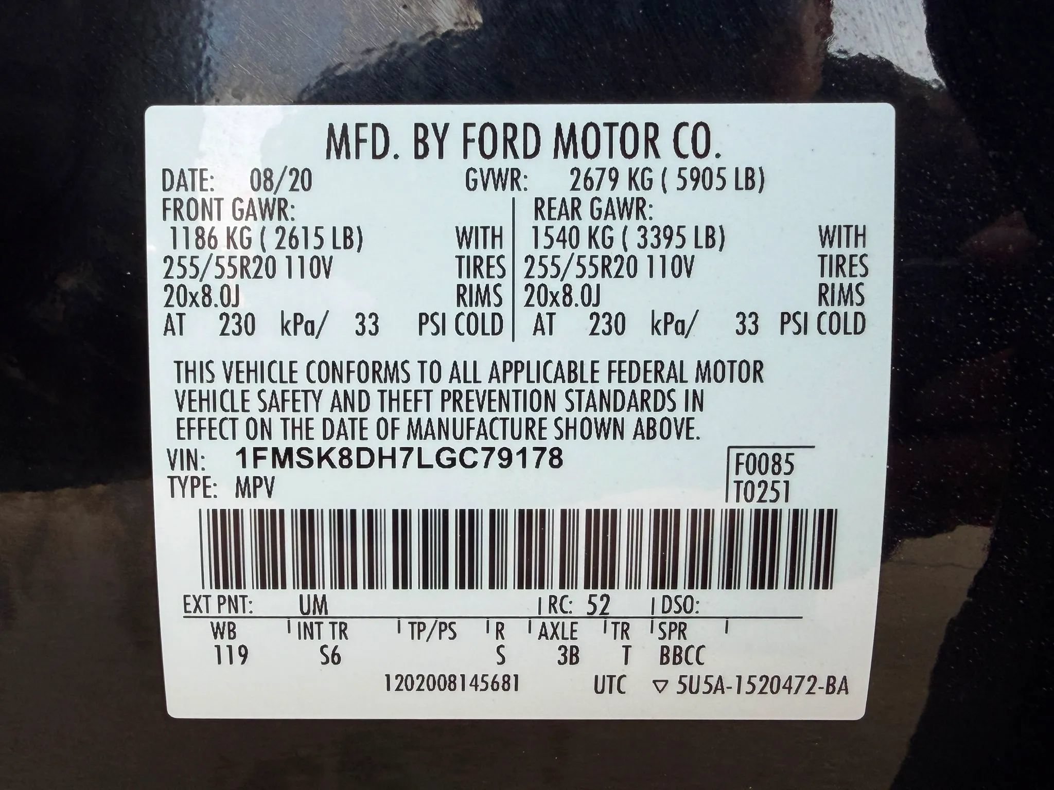 Used 2020 Ford Explorer XLT w/ Equipment Group 202A AWD/4WD image 29